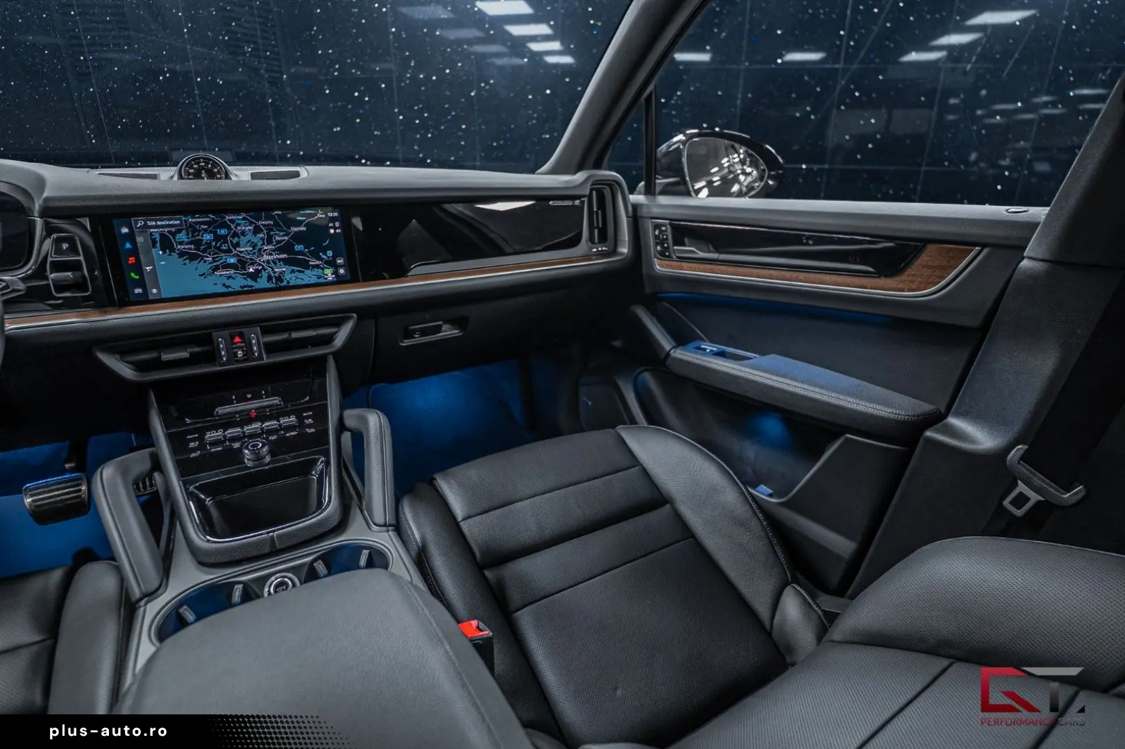 PORSCHE Cayenne S E-Hyb FACELIFT 21  Pano Inno Massage