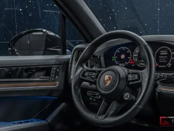 PORSCHE Cayenne S E-Hyb FACELIFT 21  Pano Inno Massage