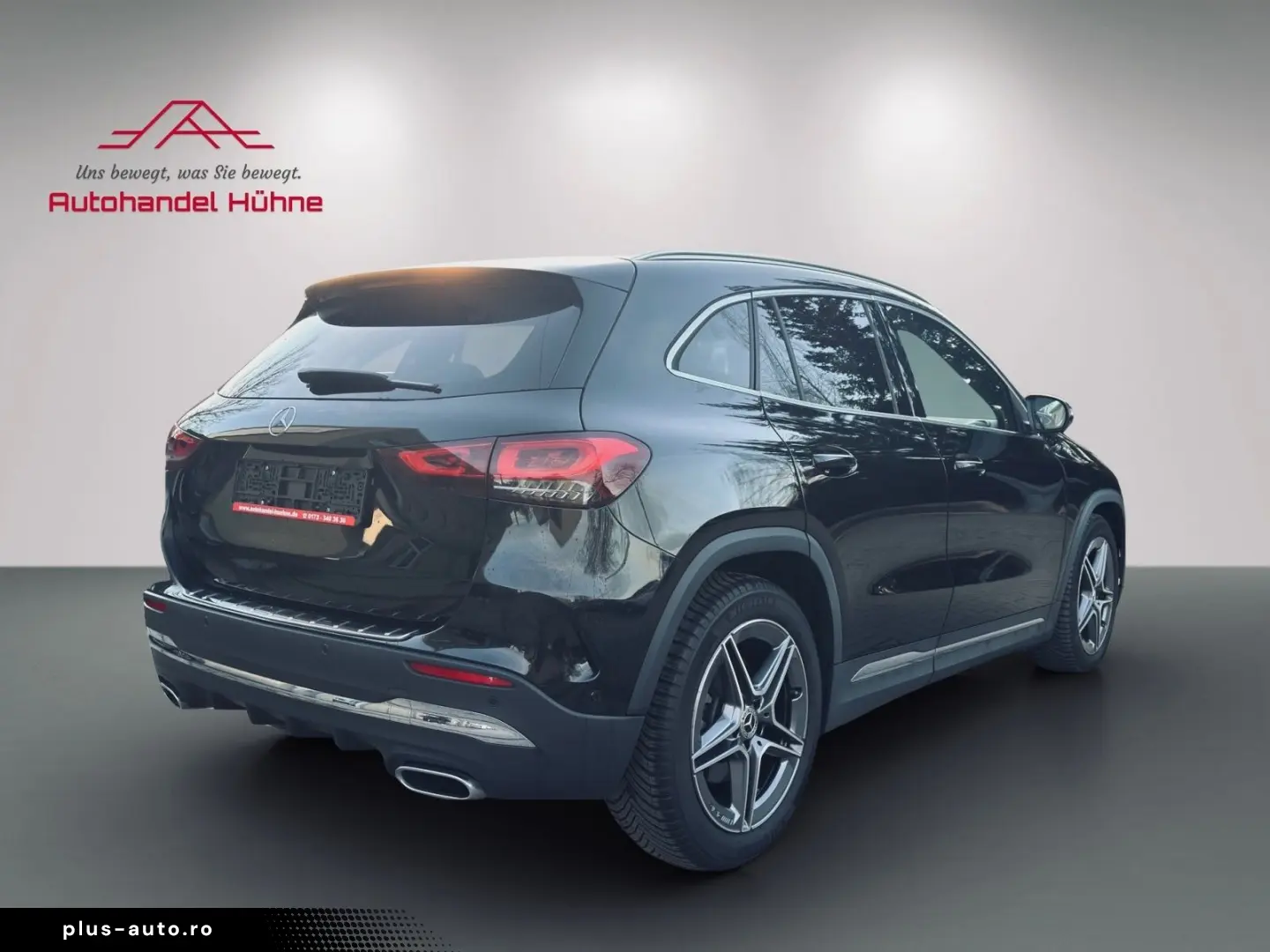 MERCEDES-BENZ GLA 250 4M AMG Line Pano Ambiente JungeSterne