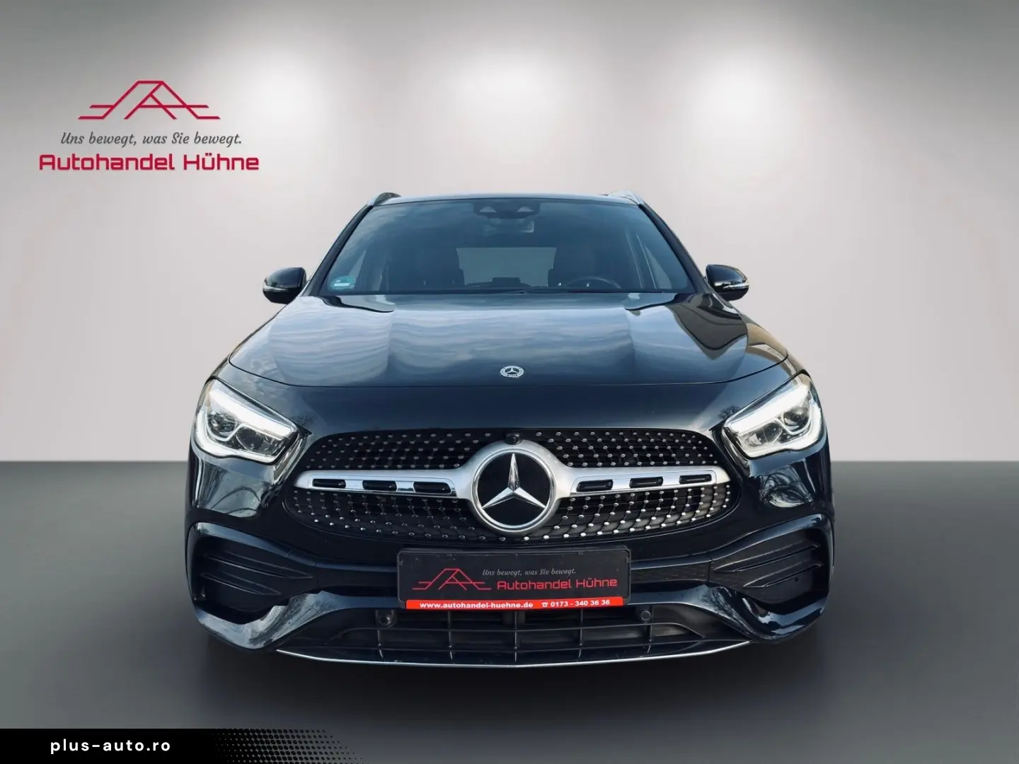 MERCEDES-BENZ GLA 250 4M AMG Line Pano Ambiente JungeSterne