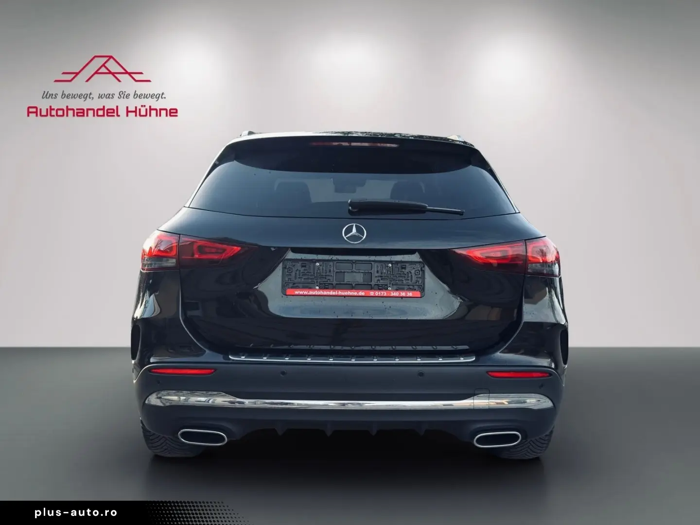 MERCEDES-BENZ GLA 250 4M AMG Line Pano Ambiente JungeSterne