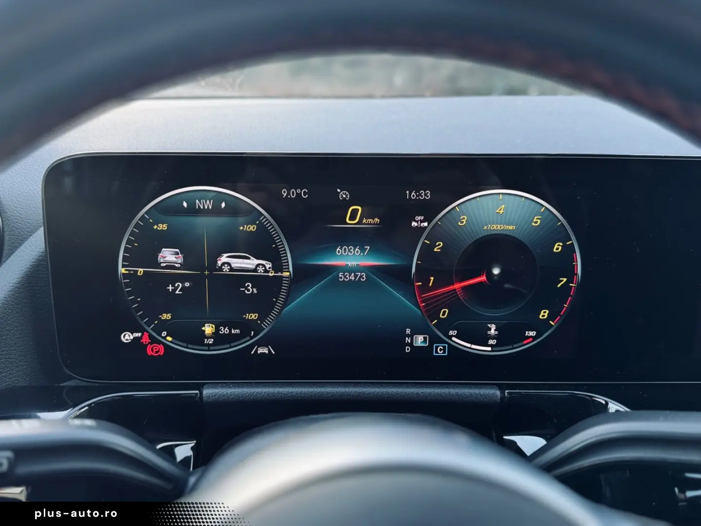 MERCEDES-BENZ GLA 250 4M AMG Line Pano Ambiente JungeSterne