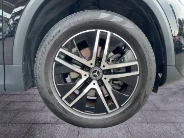 MERCEDES-BENZ GLA 250 4MATIC Progressive Prem  Pano RKam