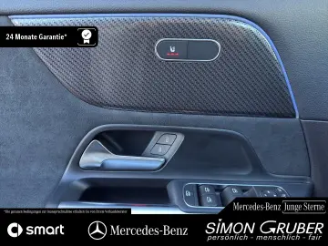 MERCEDES-BENZ GLA 250 4M AMG Multibeam KeylessGo Kamera