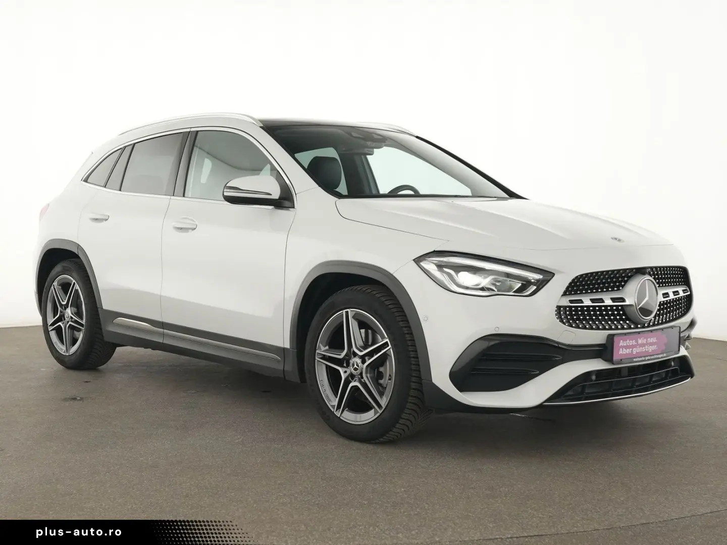 MERCEDES-BENZ GLA 250 AMG Line Pano ACC Kamera LED Navi