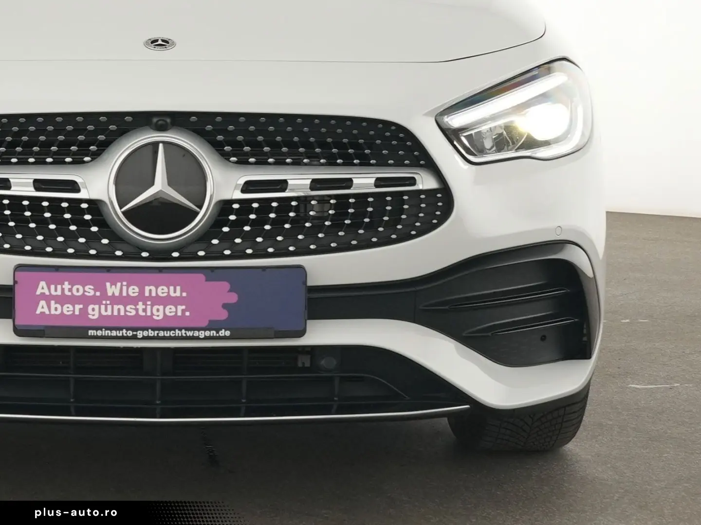 MERCEDES-BENZ GLA 250 AMG Line Pano ACC Kamera LED Navi