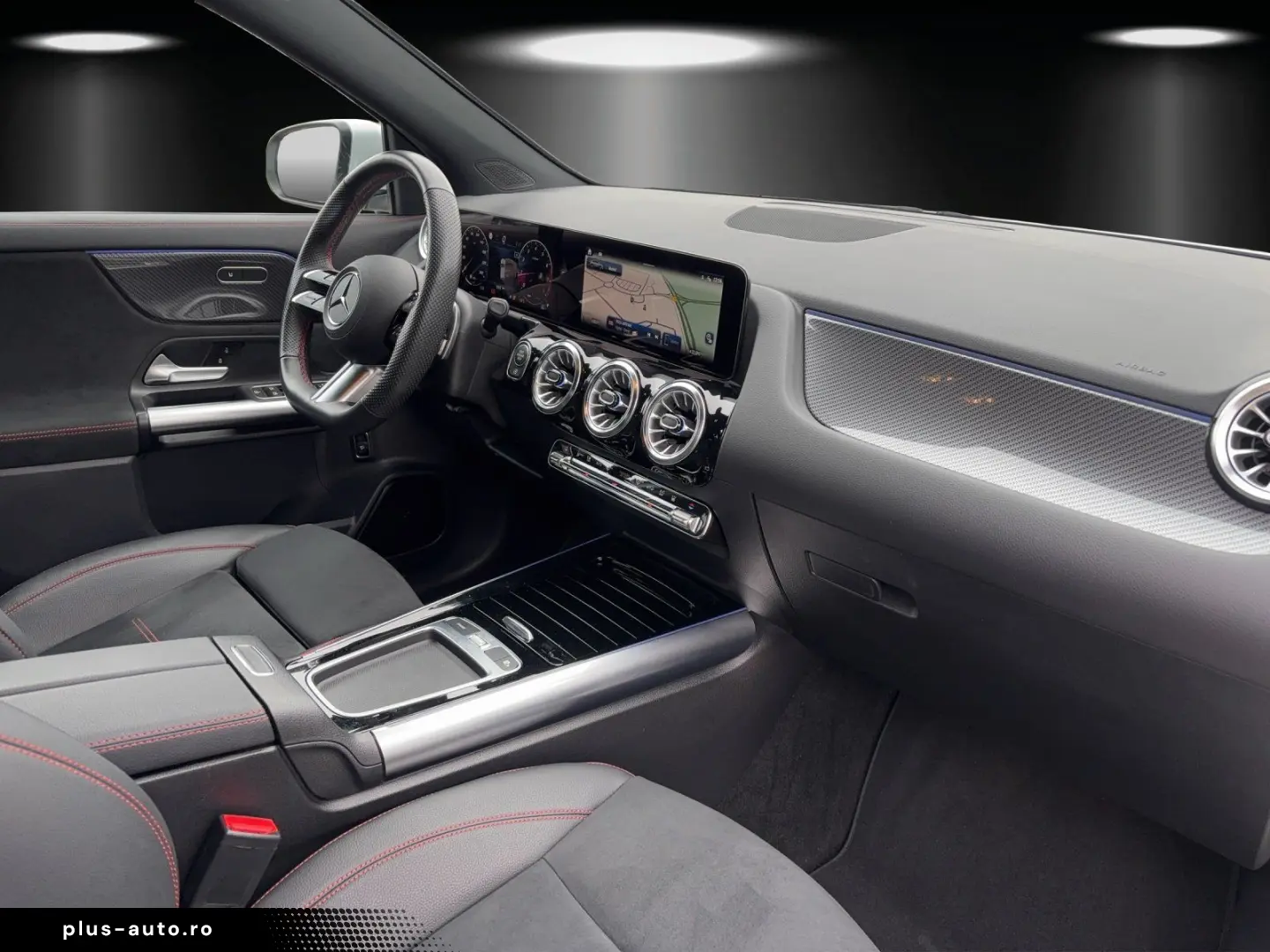 MERCEDES-BENZ GLA250 4M AMG Premi MLED Standhz Hifi KeyGo