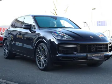 PORSCHE Cayenne Turbo  NACHTSICHT BURMESTER KERAMIK PDCC