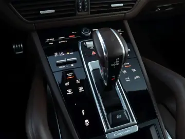 PORSCHE Cayenne Turbo  NACHTSICHT BURMESTER KERAMIK PDCC