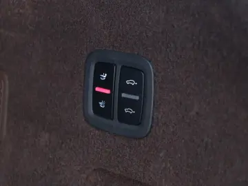 PORSCHE Cayenne Turbo  NACHTSICHT BURMESTER KERAMIK PDCC