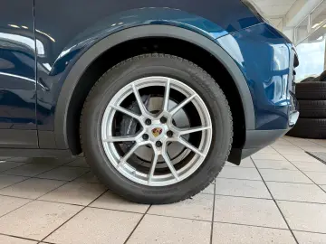 PORSCHE Cayenne V6 Luftfederung Panorama HeadUP BOSE