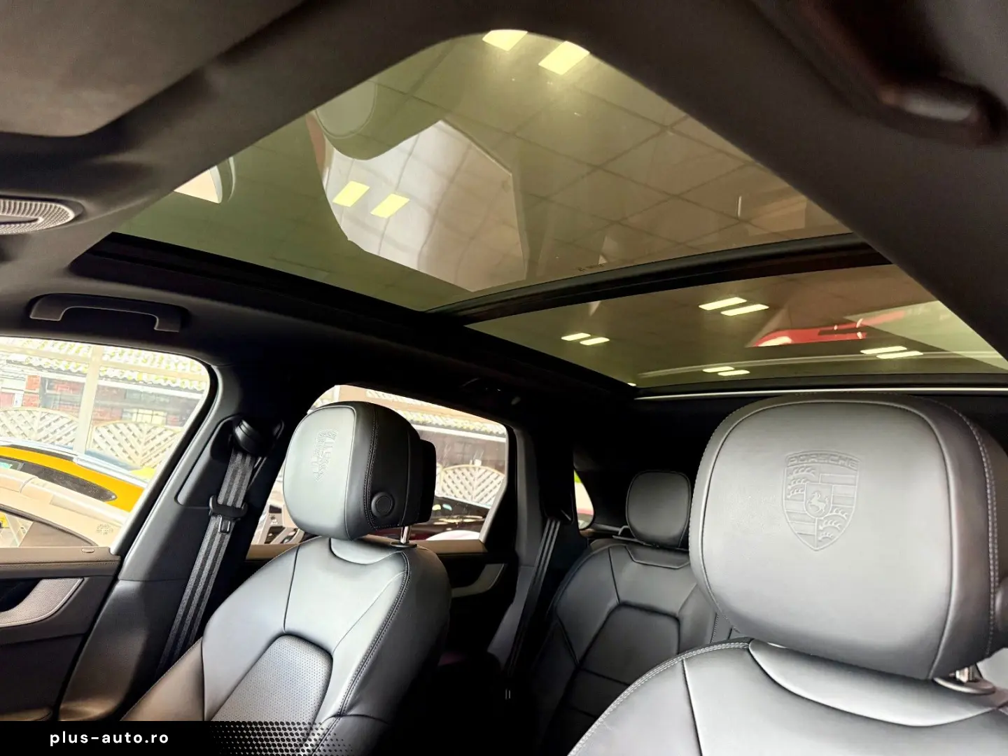 PORSCHE Cayenne V6 Luftfederung Panorama HeadUP BOSE