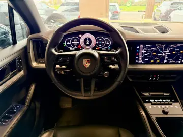 PORSCHE Cayenne V6 Luftfederung Panorama HeadUP BOSE