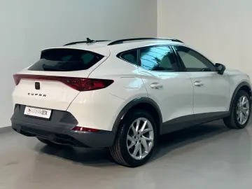 CUPRA Formentor 1.5 TSI DSG NAVI LED PDC KESSY