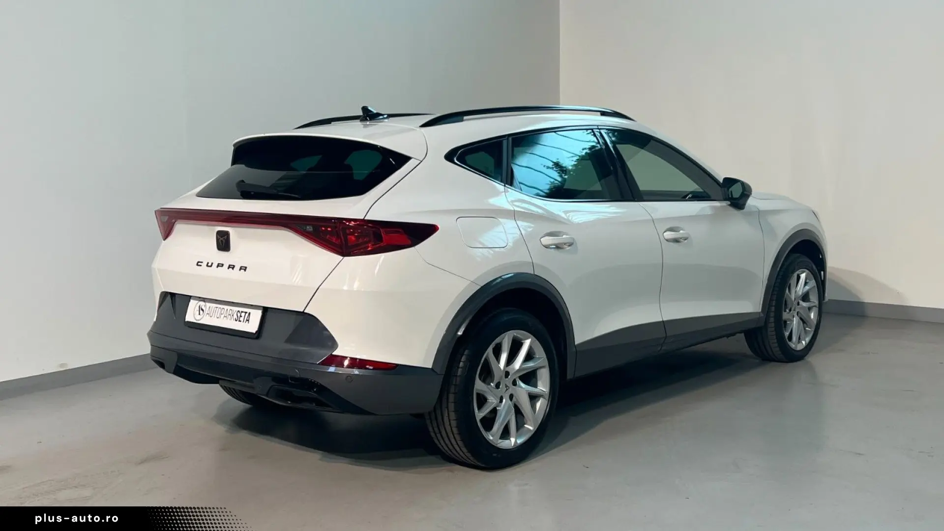 CUPRA Formentor 1.5 TSI DSG NAVI LED PDC KESSY