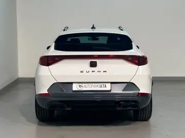 CUPRA Formentor 1.5 TSI DSG NAVI LED PDC KESSY