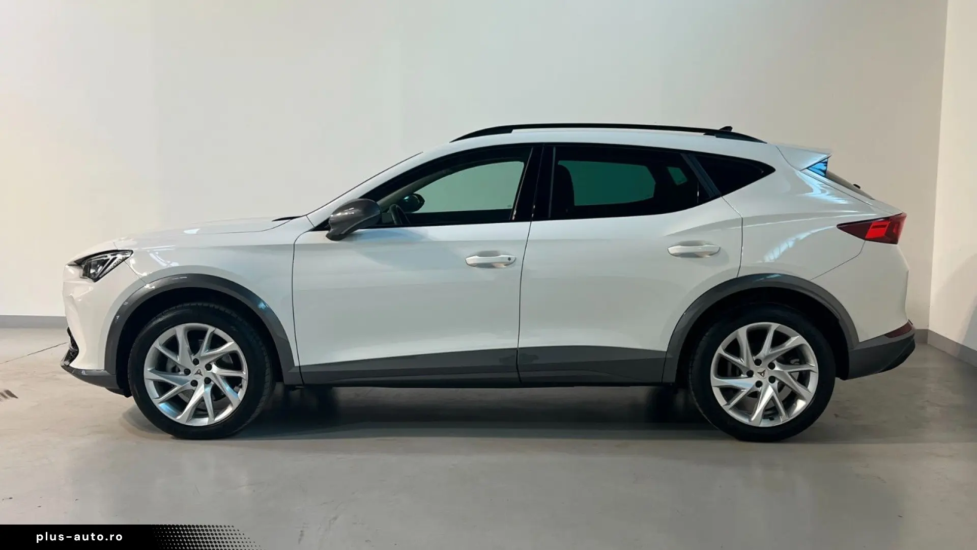 CUPRA Formentor 1.5 TSI DSG NAVI LED PDC KESSY