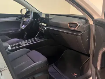 CUPRA Formentor 1.5 TSI DSG NAVI LED PDC KESSY