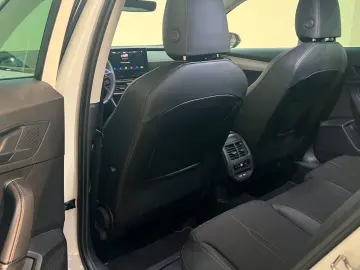 CUPRA Formentor 1.5 TSI DSG NAVI LED PDC KESSY