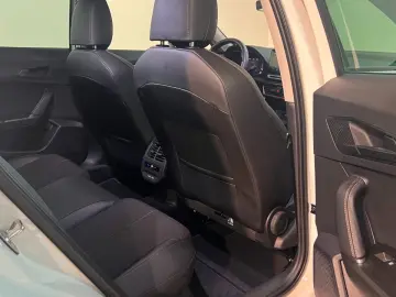 CUPRA Formentor 1.5 TSI DSG NAVI LED PDC KESSY