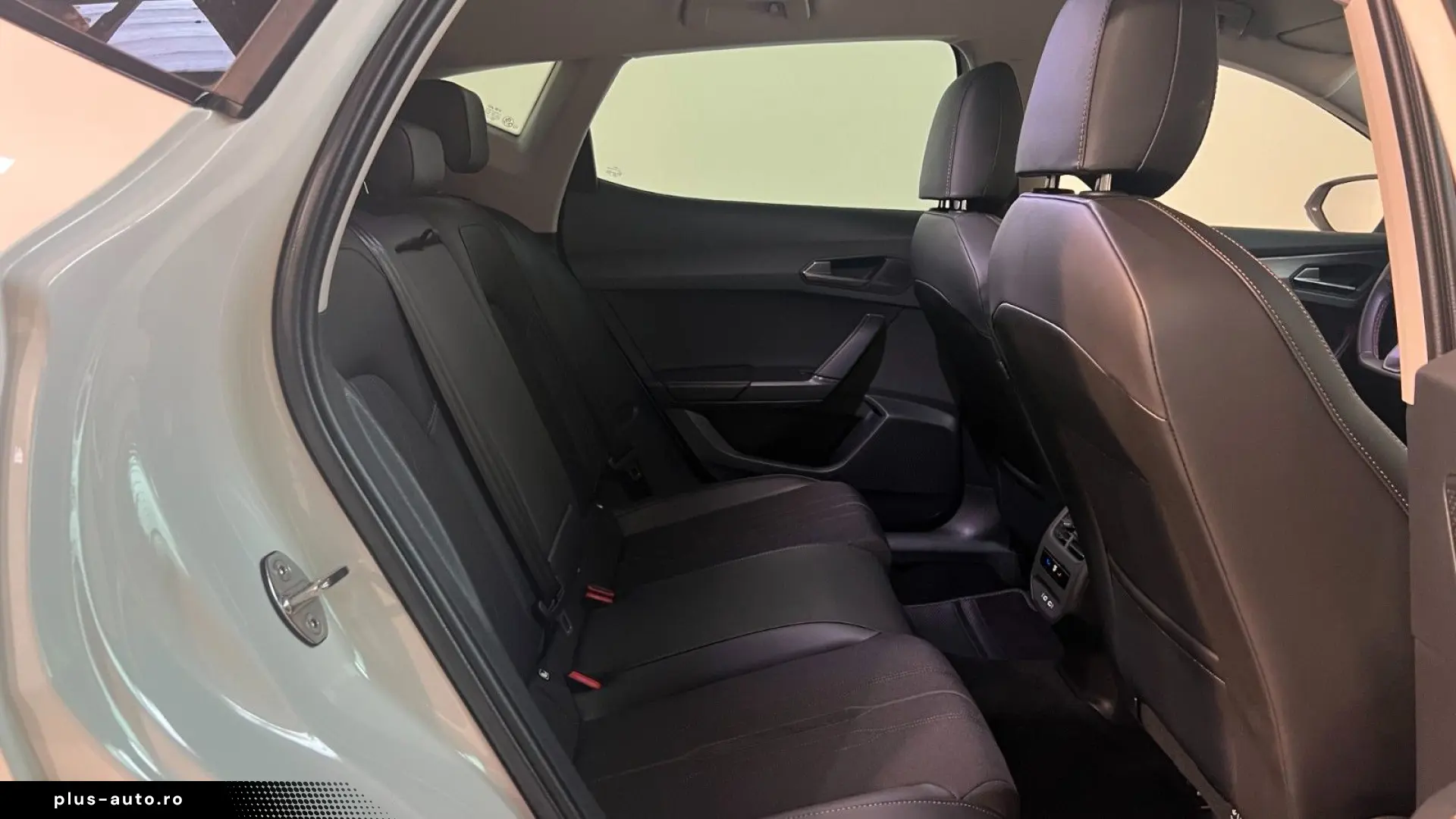 CUPRA Formentor 1.5 TSI DSG NAVI LED PDC KESSY