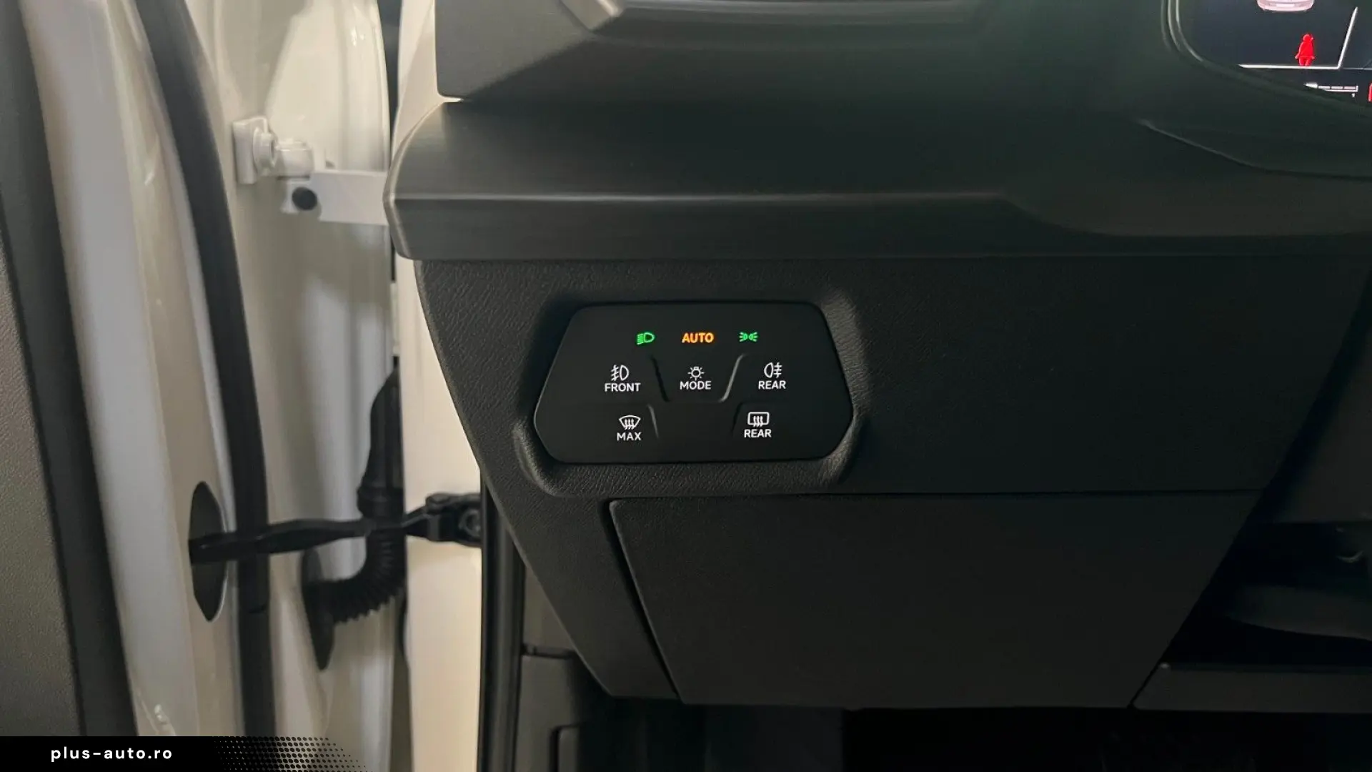 CUPRA Formentor 1.5 TSI DSG NAVI LED PDC KESSY