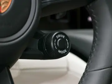 PORSCHE Panamera 4S E-Hybrid HA-Lenkung Head-Up BOSE