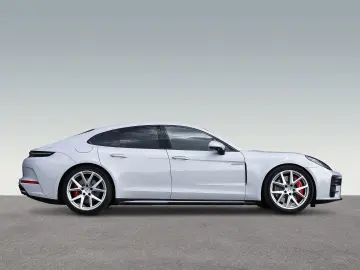 PORSCHE Panamera 4S E-Hybrid HA-Lenkung Head-Up BOSE
