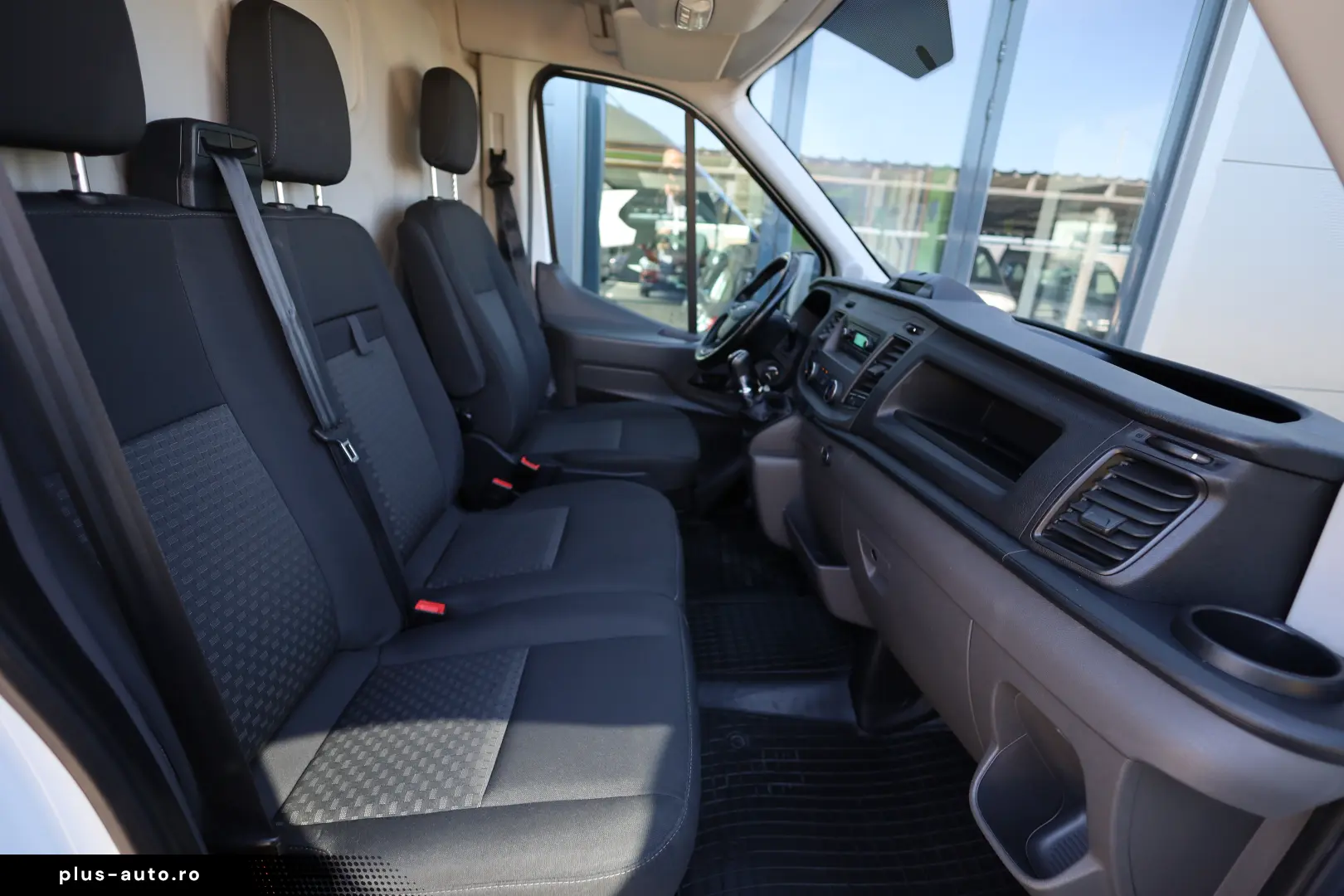 Ford Transit L3H2 2.0D 130CP