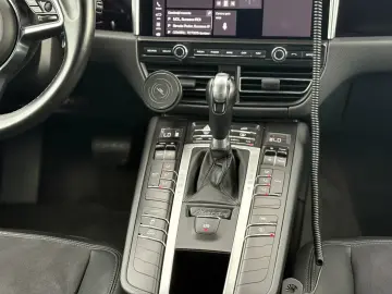 Porsche Macan S 2020