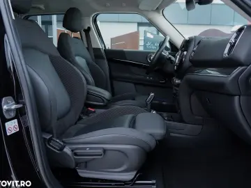 Mini Countryman Cooper D ALL4 AT