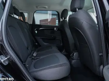 Mini Countryman Cooper D ALL4 AT