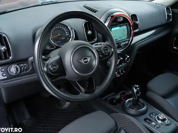 Mini Countryman Cooper D ALL4 AT