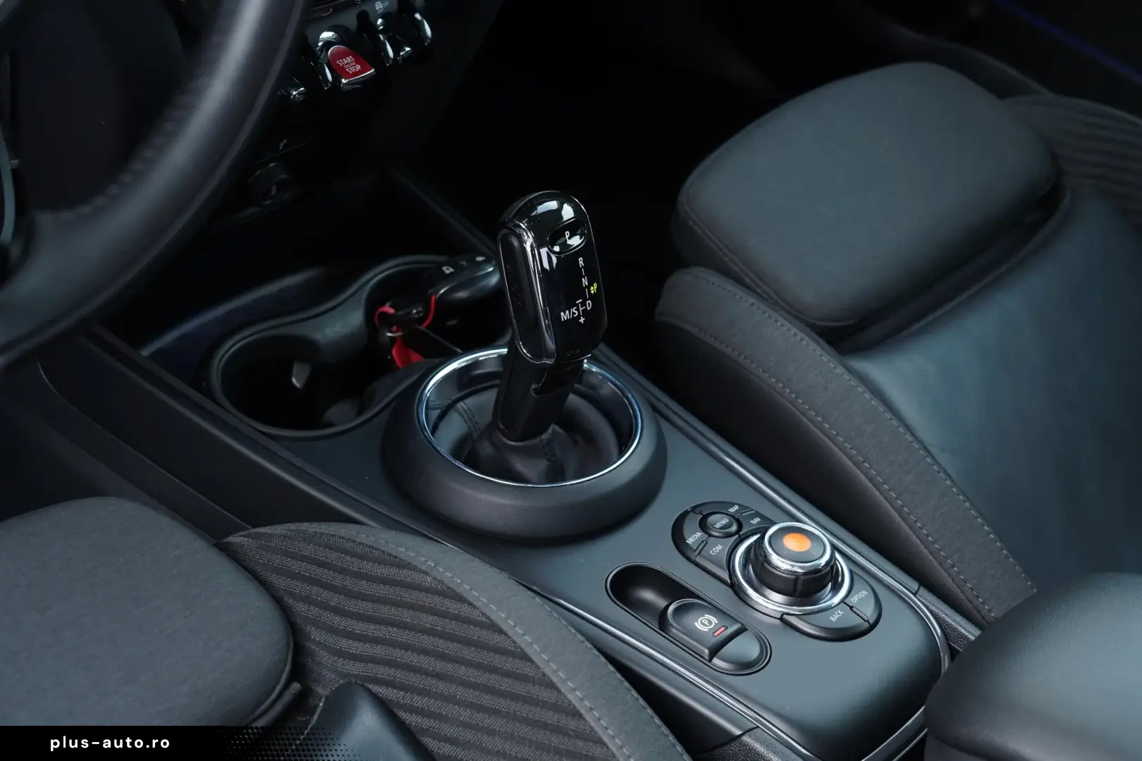 Mini Countryman Cooper D ALL4 AT