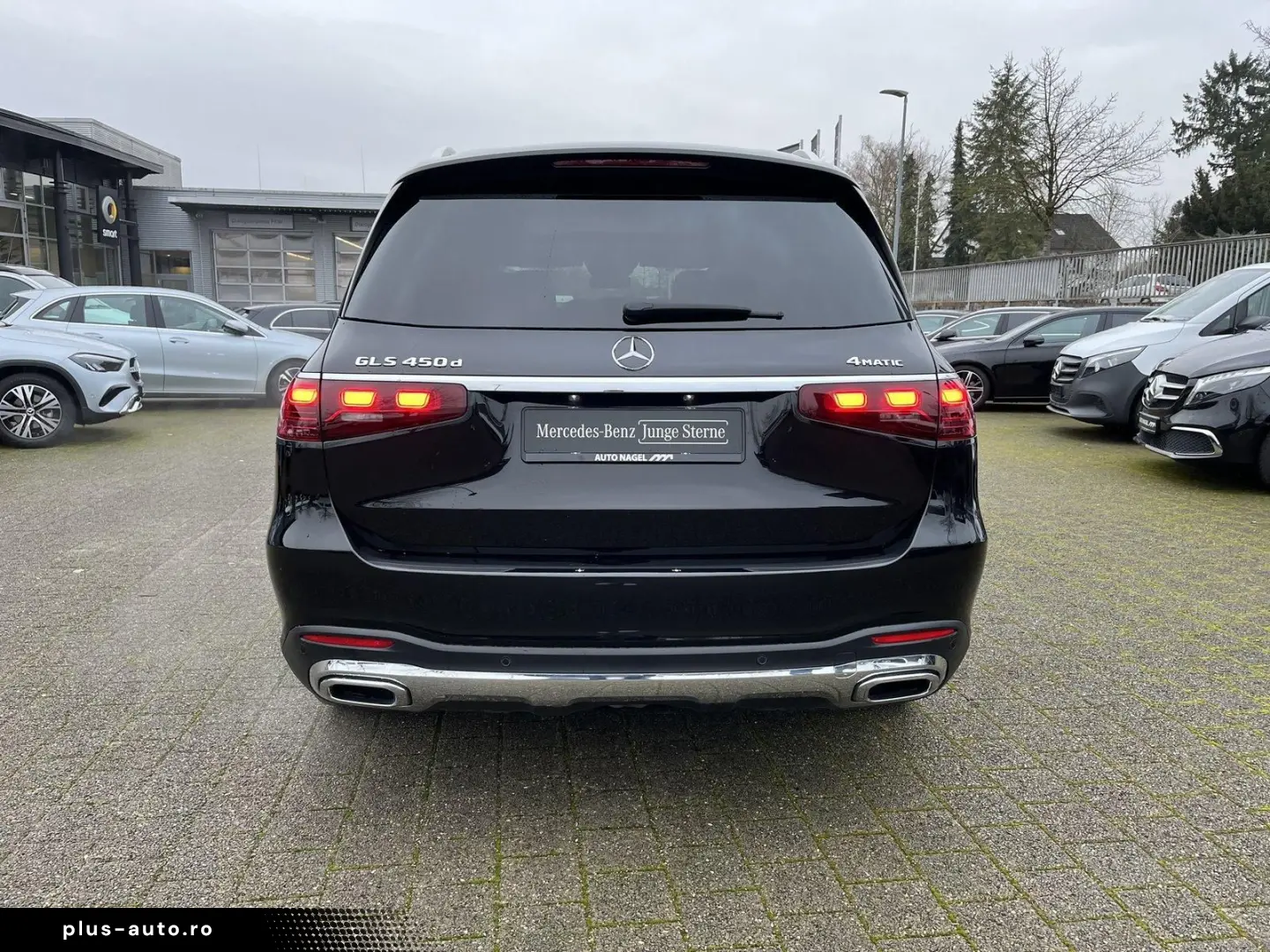 MERCEDES-BENZ GLS 450d AMG Line Prem  PANO STH 360 KEY MEM