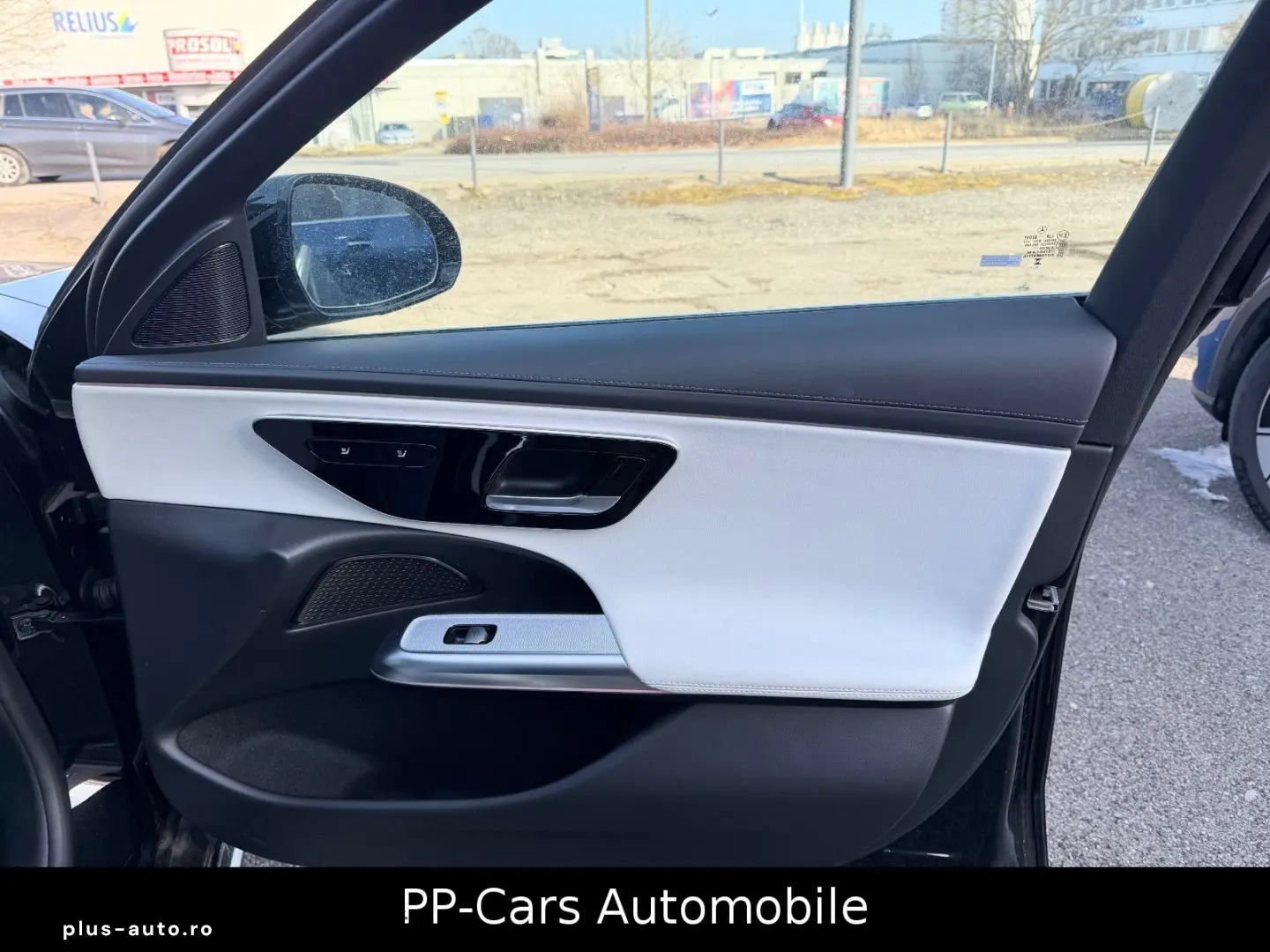 MERCEDES-BENZ E 300 e AMG Advanced LEDER KeyGO LED