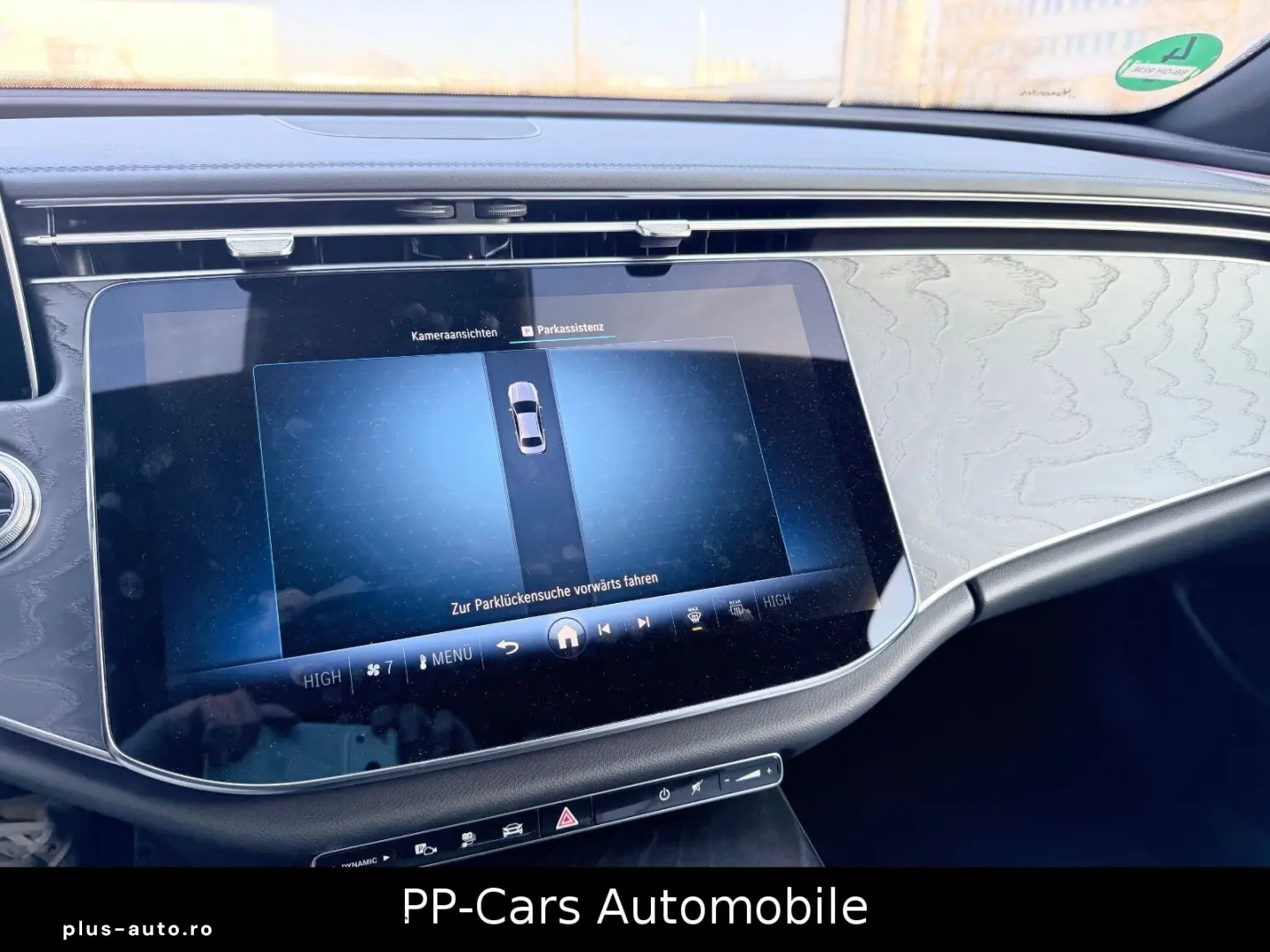 MERCEDES-BENZ E 300 e AMG Advanced LEDER KeyGO LED