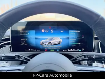 MERCEDES-BENZ E 300 e AMG Advanced LEDER KeyGO LED