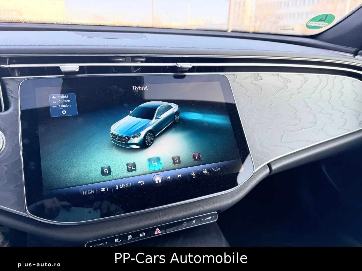 MERCEDES-BENZ E 300 e AMG Advanced LEDER KeyGO LED