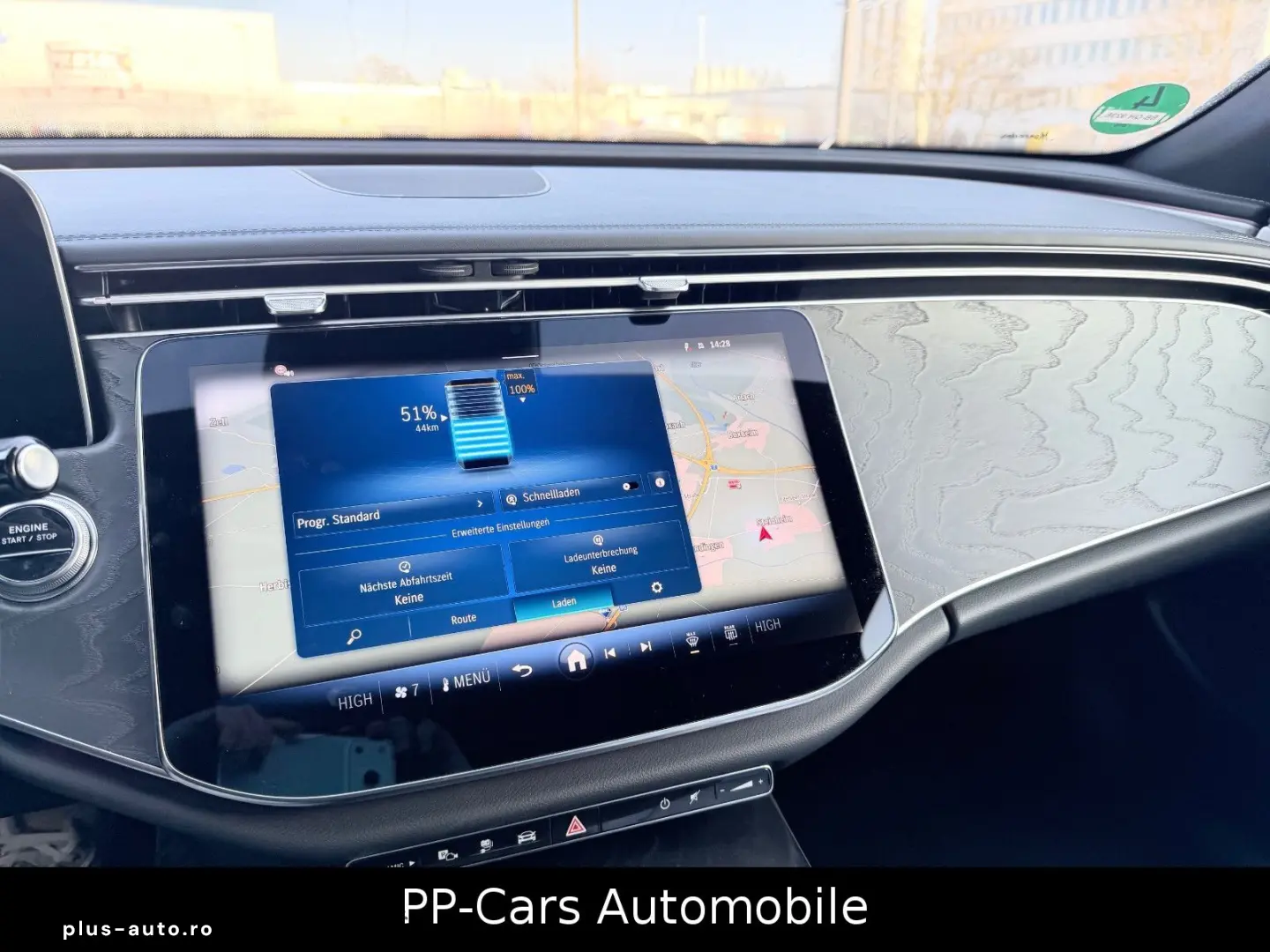 MERCEDES-BENZ E 300 e AMG Advanced LEDER KeyGO LED