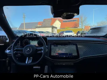 MERCEDES-BENZ E 300 e T AMG PREMIUM  HuD Pano 360 MY25