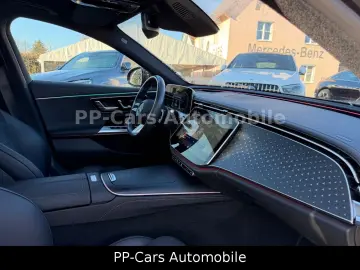 MERCEDES-BENZ E 300 e T AMG PREMIUM  HuD Pano 360 MY25