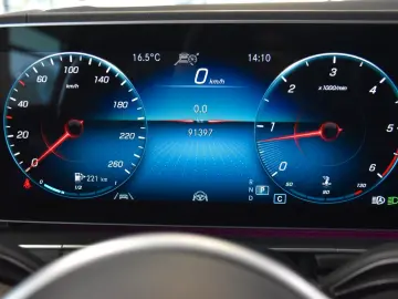 MERCEDES-BENZ GLE 400 d 4M 9G AMG EXCLUSIV PANO AHK MASSAGE