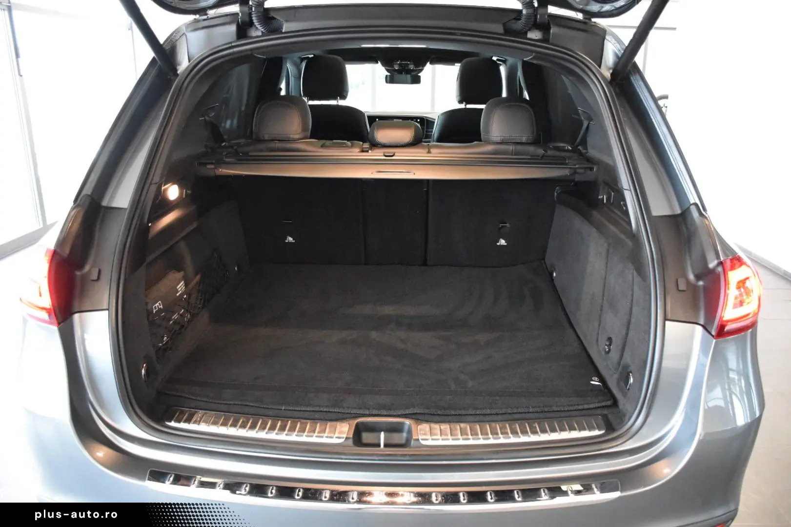 MERCEDES-BENZ GLE 400 d 4M 9G AMG EXCLUSIV PANO AHK MASSAGE