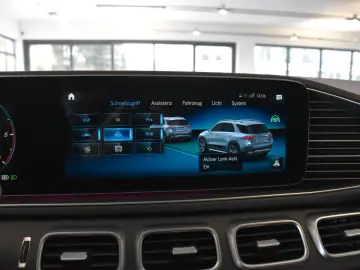 MERCEDES-BENZ GLE 400 d 4M 9G AMG EXCLUSIV PANO AHK MASSAGE