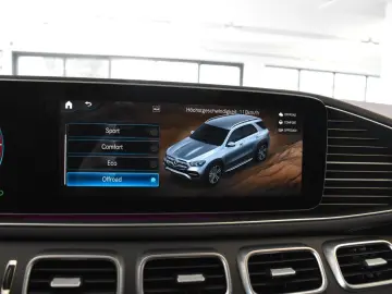 MERCEDES-BENZ GLE 400 d 4M 9G AMG EXCLUSIV PANO AHK MASSAGE