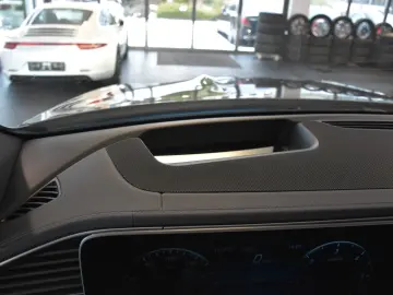 MERCEDES-BENZ GLE 400 d 4M 9G AMG EXCLUSIV PANO AHK MASSAGE