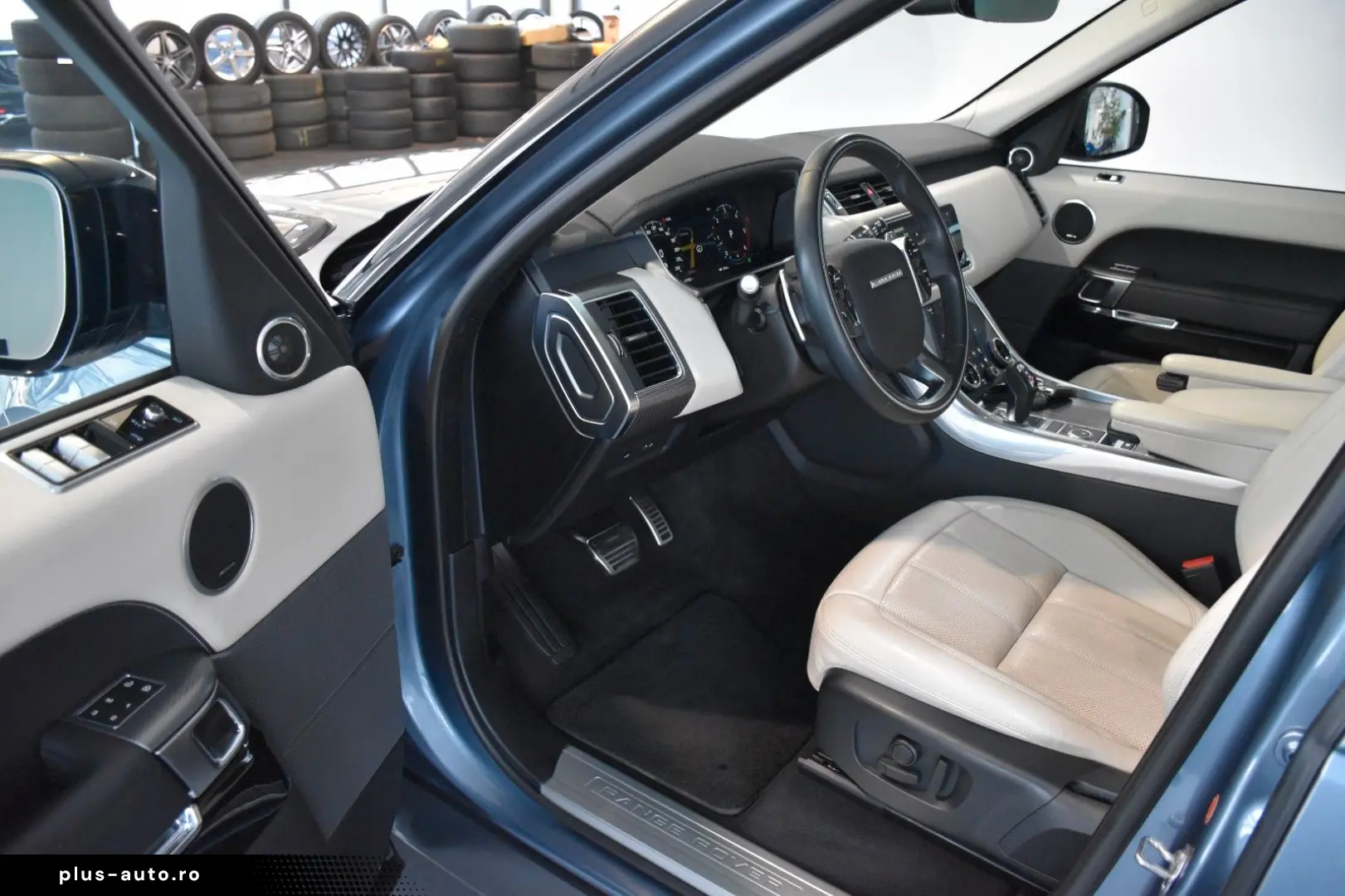 LAND ROVER Range Rover Sport D300 HSE Dynamic PANO MATRIX