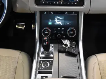 LAND ROVER Range Rover Sport D300 HSE Dynamic PANO MATRIX