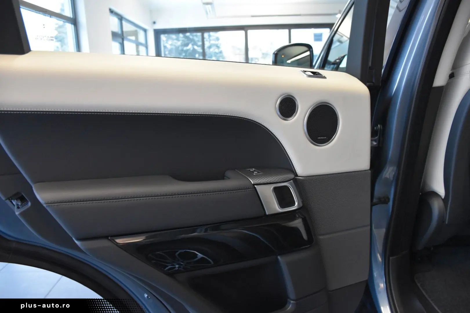 LAND ROVER Range Rover Sport D300 HSE Dynamic PANO MATRIX